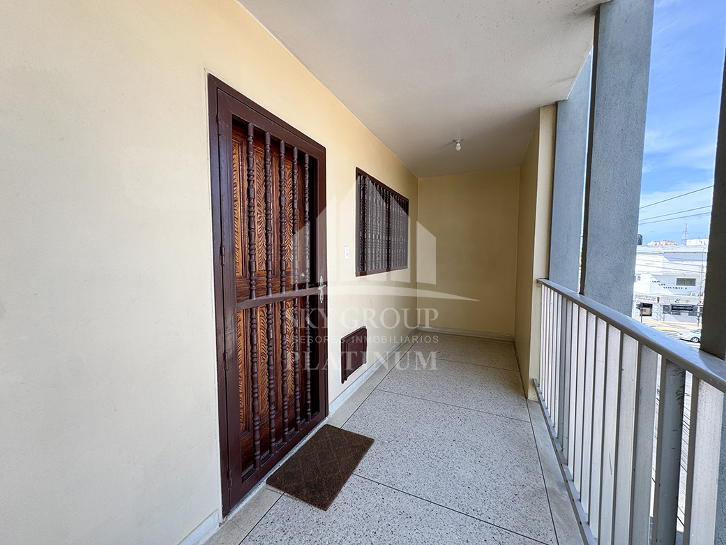 PLA-1931 Apartamento en Alquiler En La Prolongacion Girardot - Imagen 12
