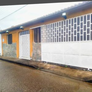 VIC-086 Casa en Venta Casa En Sector Brisas De Tamanaco