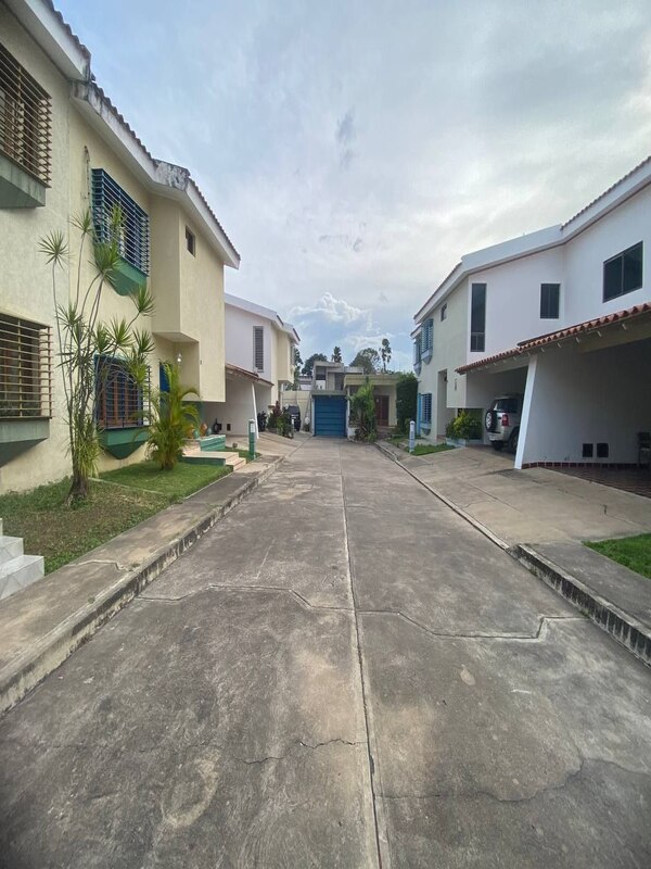 ELBTH-151 Town House en Venta Villas Atarigua - Imagen 5