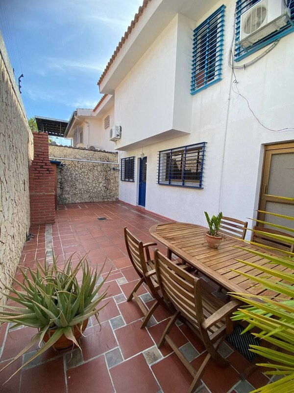 ELBTH-151 Town House en Venta Villas Atarigua - Imagen 6