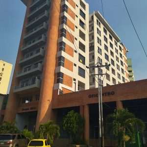 ATL-265 Local en Venta Oficentro Divino Niño