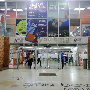ATL-275 Local en Alquiler Comercial En Centro Gran Bazar