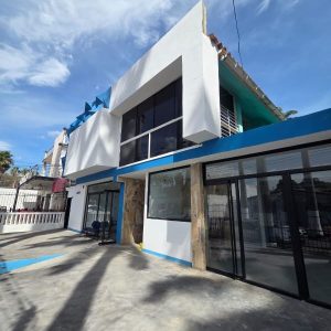 PLC-1223 Casa en Alquiler Comercial, En El Viñedo