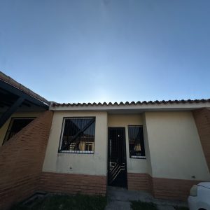 INTH-281 Town House en Venta Res Villas De Monte Carmelo