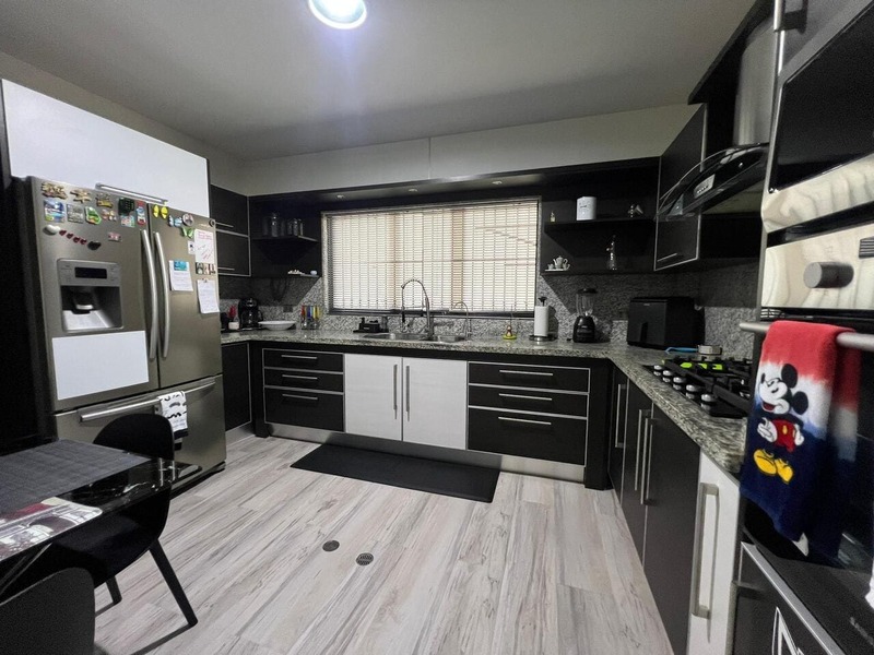 ATC-1395 Casa en Venta Urbanización Valles De Camoruco - Imagen 6