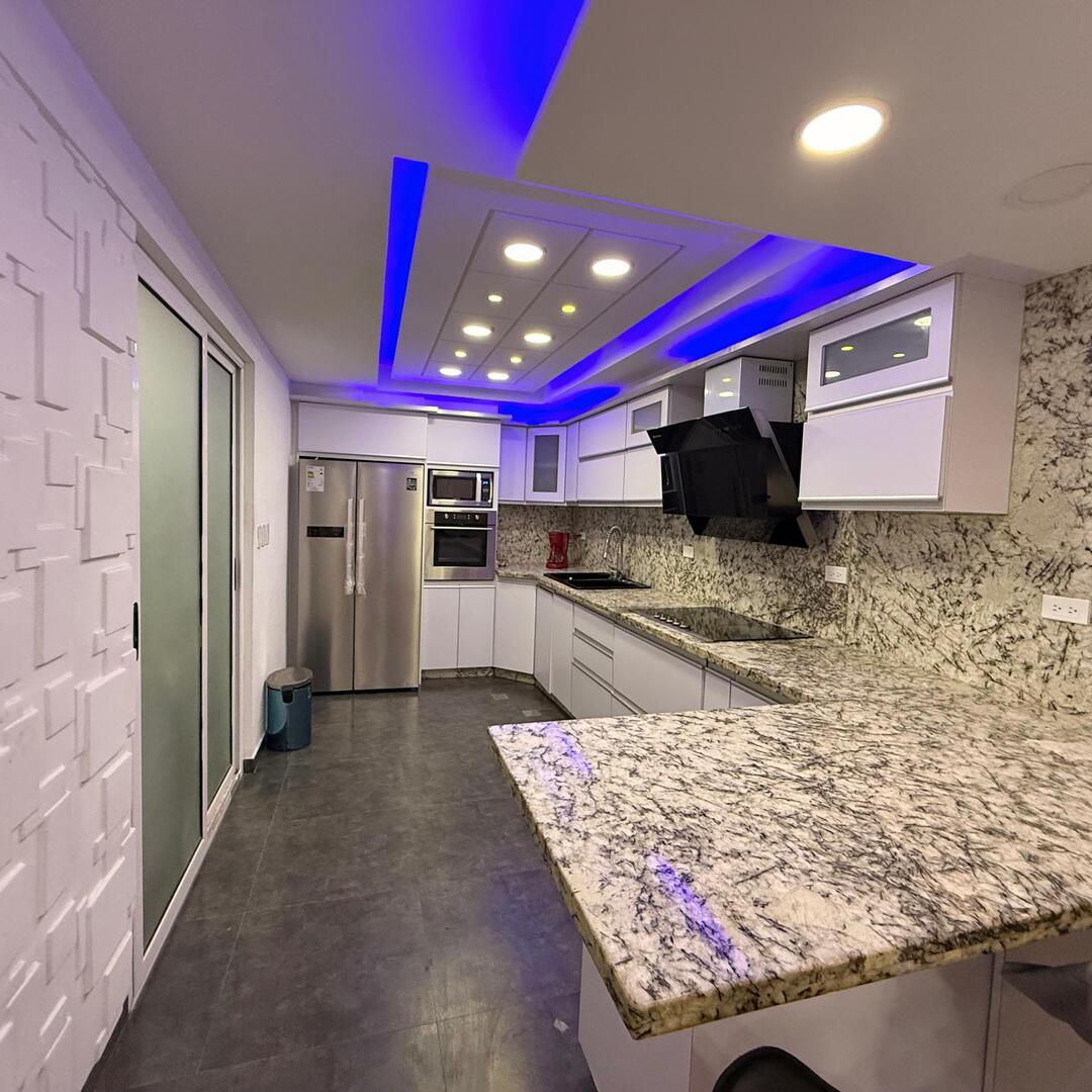 ETTH-049 Town House en Venta Conjunto Residencial Villa Florencia Ii Urbanizacion Tazajal Naguanagua - Imagen 8