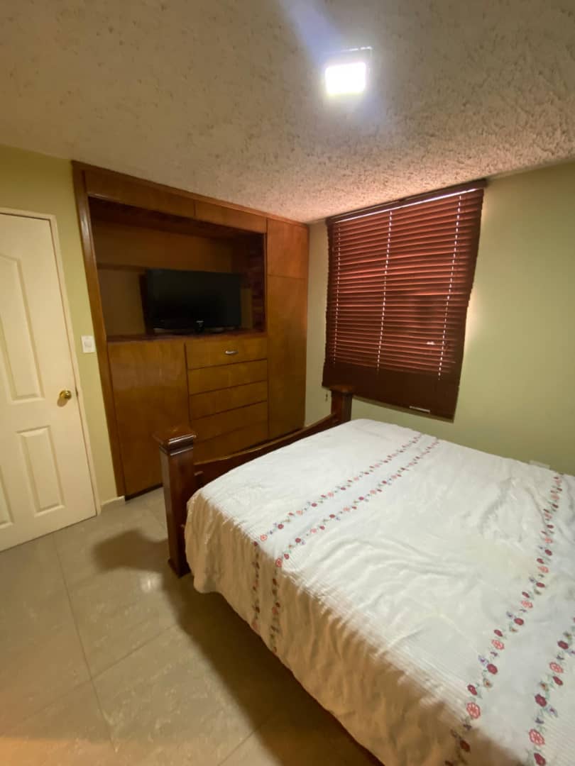 ELBA-337 Apartamento en Alquiler Av Pedro León Torres. - Imagen 6