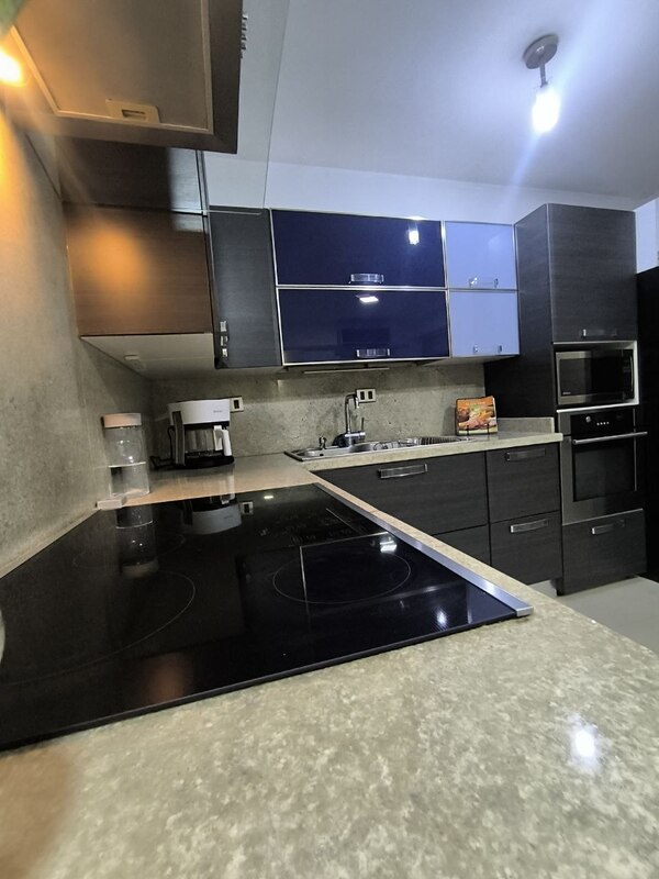 ETA-125 Apartamento en Venta En Residencias Bally Suites El Parral - Imagen 6