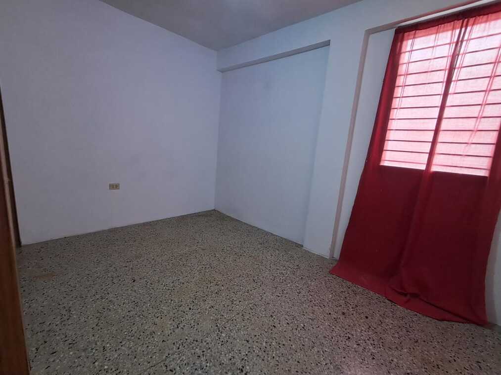LGA-46 Apartamento en Venta De Oportunidad - Imagen 3