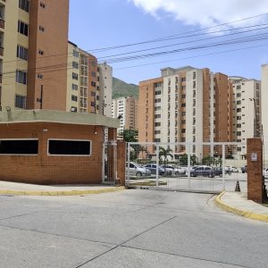 INA-1157 Apartamento en Venta Res. Doral Country