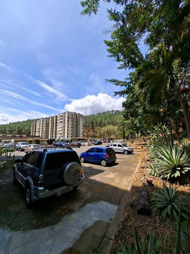 ELA-401 Apartamento en Venta Urbanización El Naranjal - Imagen 9