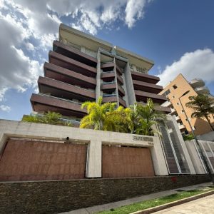 ELA-397 Apartamento en Venta Residencia Guataparo Lake