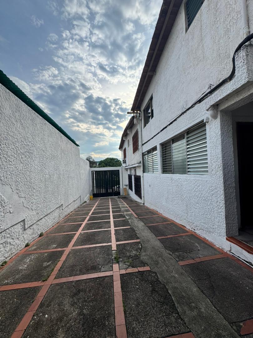 VICC-4 Casa en Venta Propiedad Multiproposito En Barrio Obrero - Imagen 2