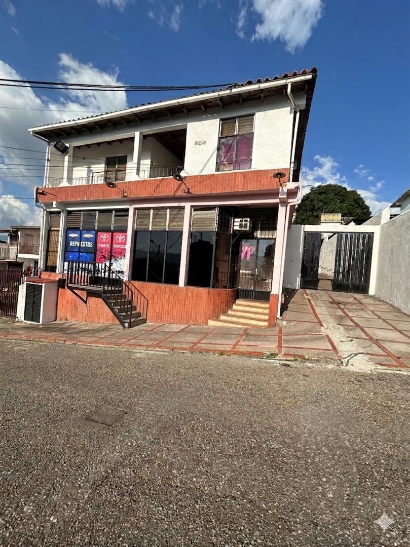 VICC-4 Casa en Venta Propiedad Multiproposito En Barrio Obrero - Imagen 5