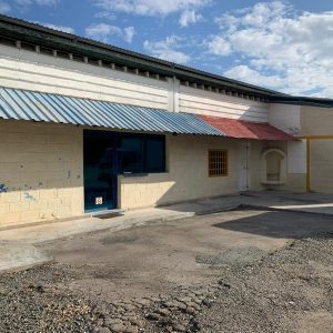 ATOF-70 Oficina en Alquiler Con Deposito En La Zona Industrial Castillito