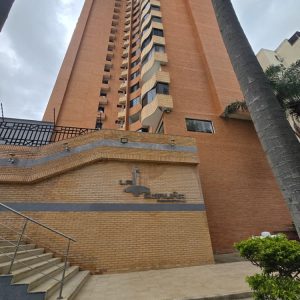 ELA-399 Apartamento en Alquiler Residencia La Coruña