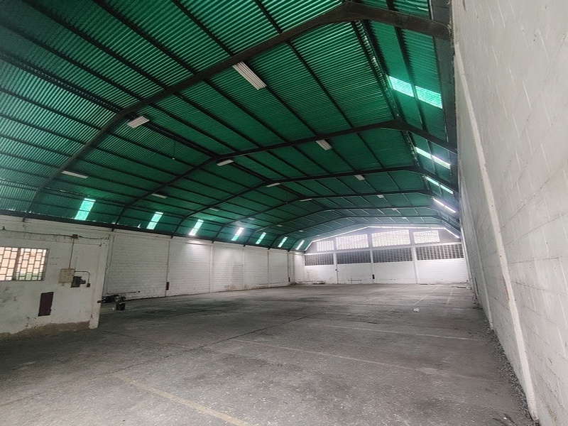ELBG-70 Galpon en Alquiler Zona Industrial Iii - Imagen 3