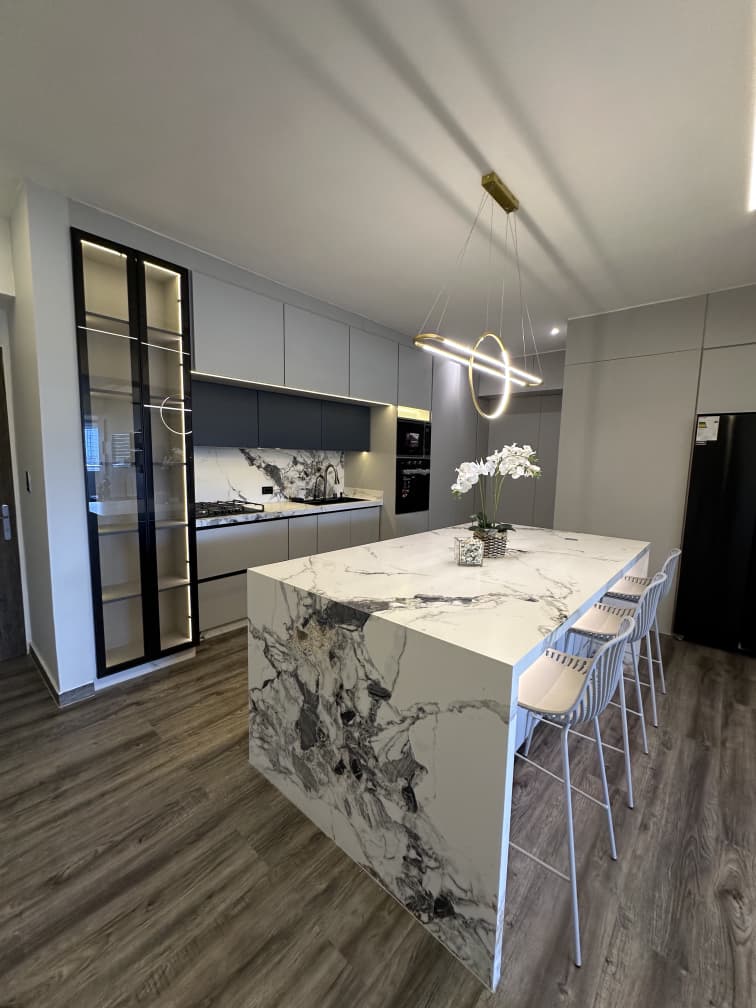INA-1193 Apartamento en Venta Res. Yokore