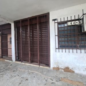 ELL-95 Local en Alquiler Comercial 1
