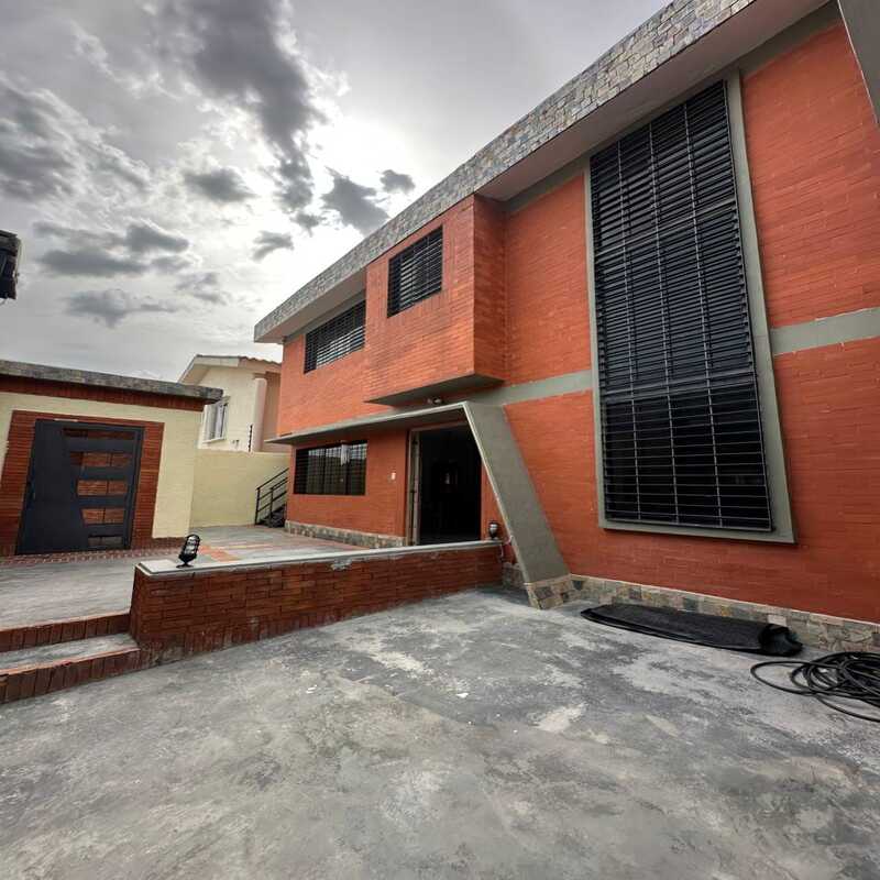 INC-583 Casa en Venta En El Trigal Norte - Imagen 2
