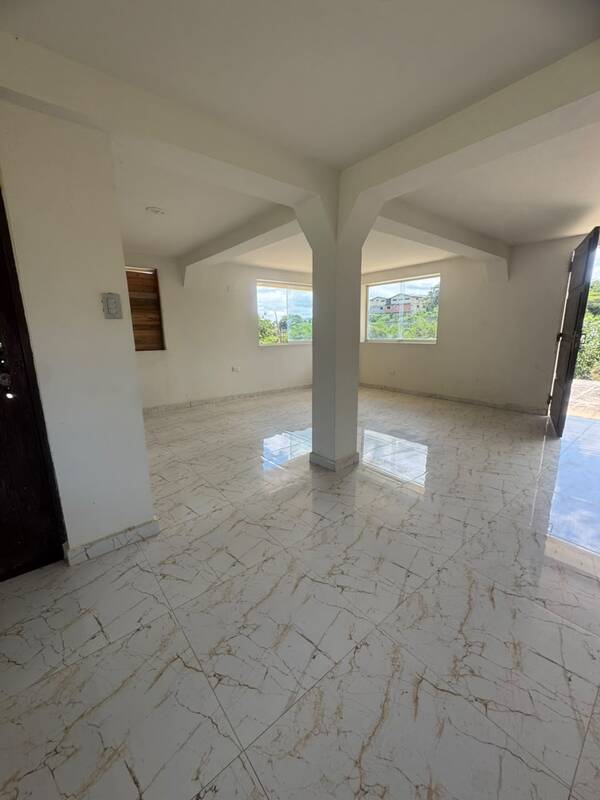 ELBTH-173 Town House en Venta Chalet Las Cuibas Iii - Imagen 3