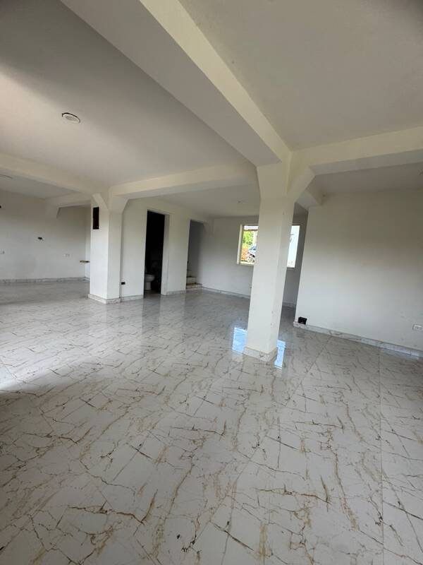 ELBTH-173 Town House en Venta Chalet Las Cuibas Iii - Imagen 4