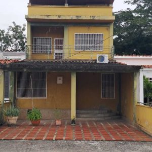 LGC-158 Casa en Venta Urbanización El Amanecer