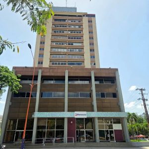 PLOF-157 Oficina en Alquiler Torre Unida