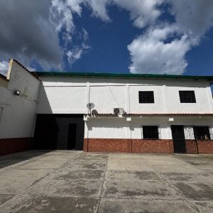 ATG-176 Galpon en Venta Con Bienhechuría En Urbanizacion Los Girasoles, Yagua, Guacara