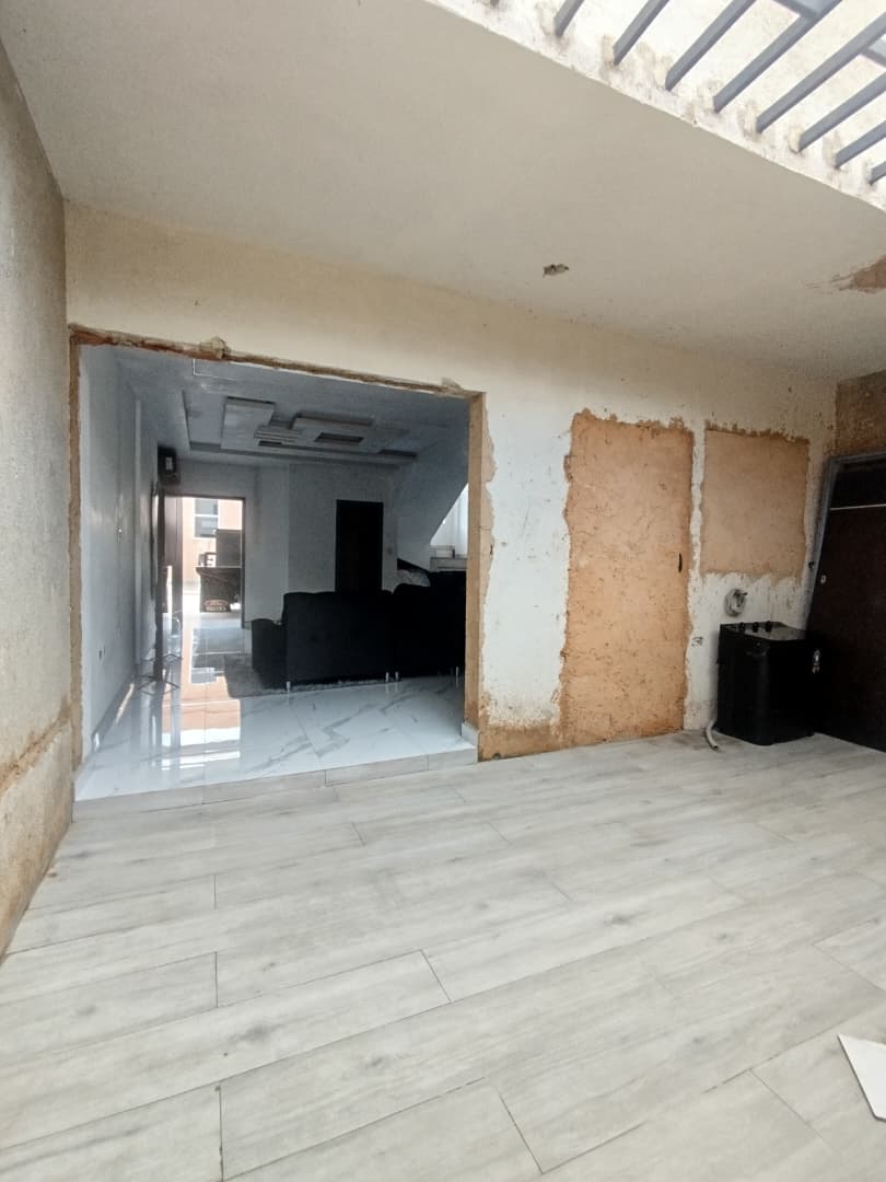 INTH-310 Town House en Venta Conj. Res. Villa Serena San Diego - Imagen 12