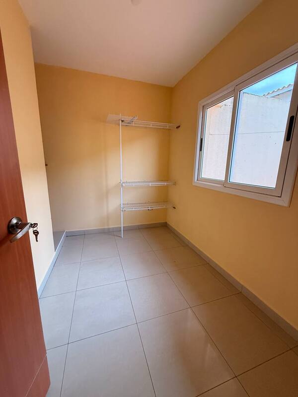 ELBTH-192 Town House en Venta Urbanizacion Villa París A - Imagen 10