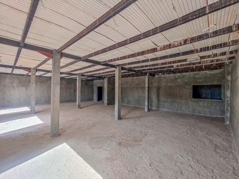 PLL-300 Local en Venta En Edificio Santorini Av. Ollarvides Puerta Maraven - Imagen 3