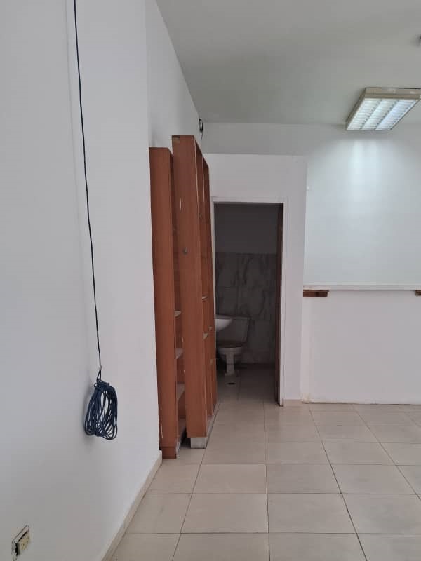 ELL-057 Local en Alquiler Av. Montes De Oca - Imagen 7