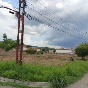 PLT-240 Terreno en Venta  Avenida Don Julio Centeno