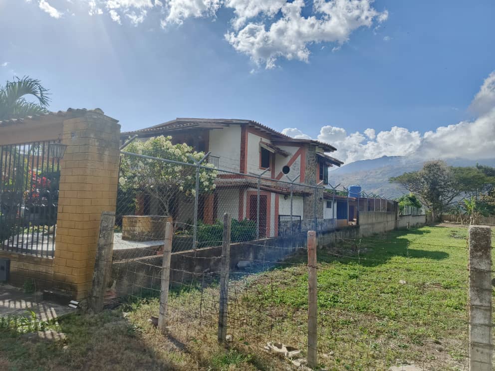 VIPOS-001 Posada en Venta En Aguirre - Imagen 2