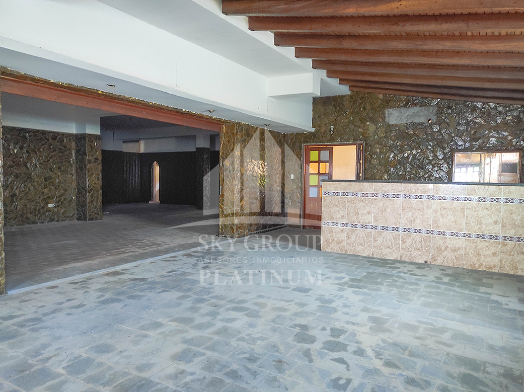 PLED-018 Edificio en Venta Con 1 Local Y 4 Apartamentos En Santa Irene Punto Fijo - Imagen 5