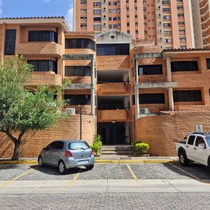 ELA-319 Apartamento en Venta Residencias Puente Piedra