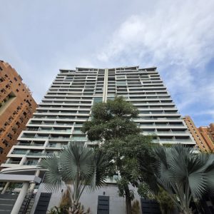 VIA-220 Apartamento en Venta Urb Vistapo