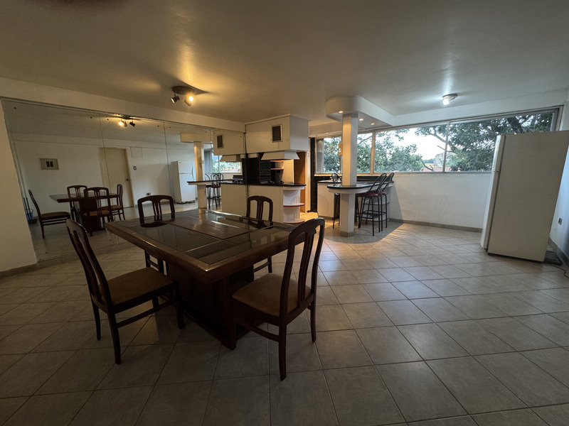 ATA-1915 Apartamento en Alquiler En Alquiler La Viña, Residencias Don Giamoco Valencia - Imagen 3