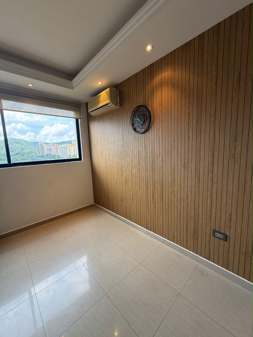 INA-1250 Apartamento en Venta Res. Araks - Imagen 2