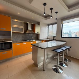 INA-1250 Apartamento en Venta Res. Araks