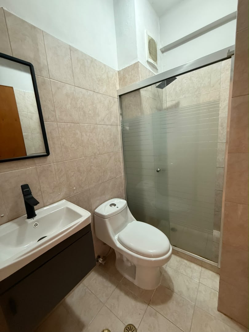 INA-1250 Apartamento en Venta Res. Araks - Imagen 5