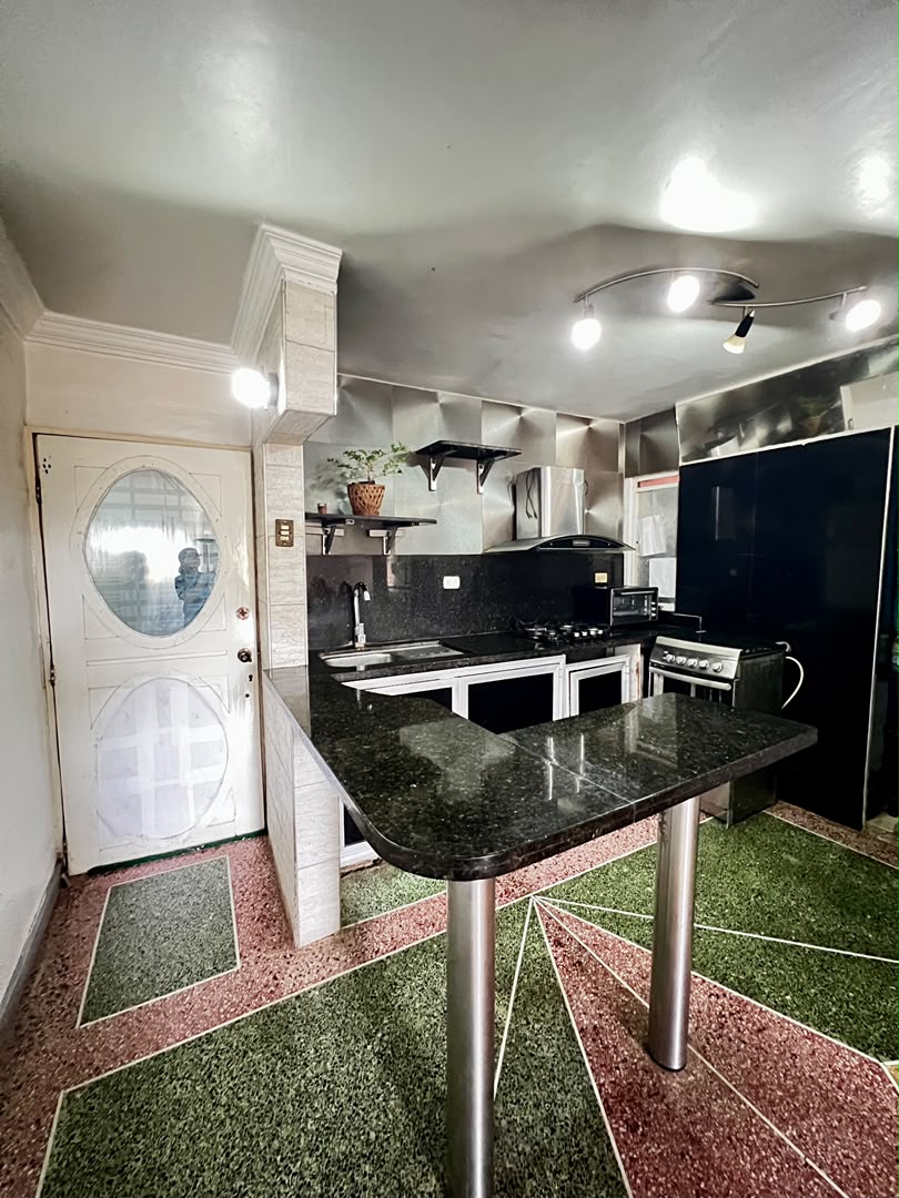 INA-1255 Apartamento en Venta La Abadia 3 - Imagen 9