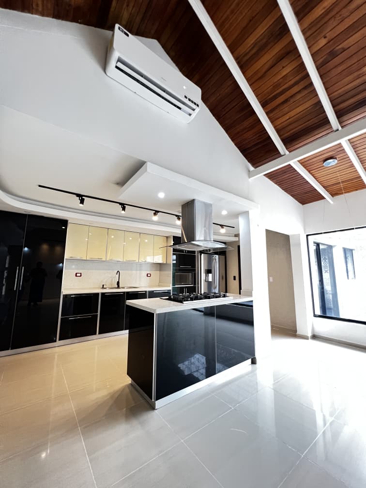 INC-603 Casa en Venta Res. Villas De Alcala, La Cumaca