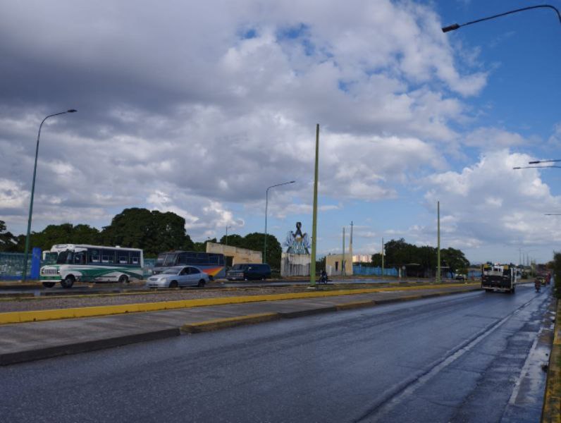 ELB-FC-005 Fondo de Comercio en Venta De Repuestos En Av Florencio Jiménez, Barquisimeto, Lara - Imagen 2
