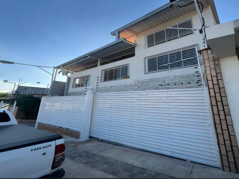 VIC-025 Casa en Venta El Limon Edo Aragua