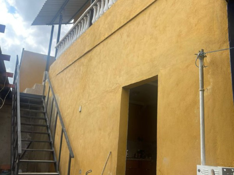 ELBC-266 Casa en Venta Terreno Con 4 Casas Principales Y Locales Comerciales, En Av. Fuerzas Armadas, Oeste De Barquisimeto - Imagen 11