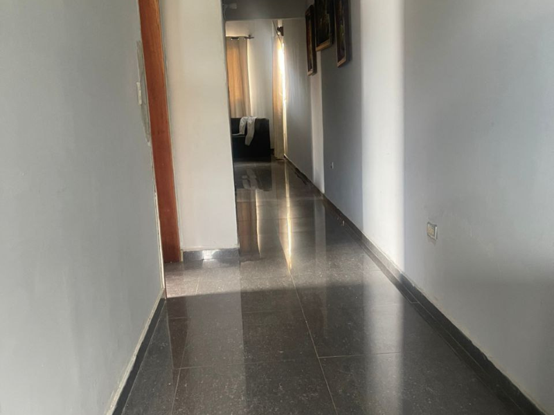 ELBC-266 Casa en Venta Terreno Con 4 Casas Principales Y Locales Comerciales, En Av. Fuerzas Armadas, Oeste De Barquisimeto - Imagen 3