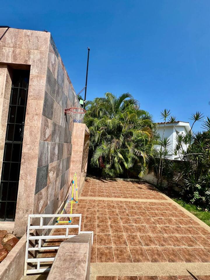 ELBC-325 Casa en Venta En Santa Elena