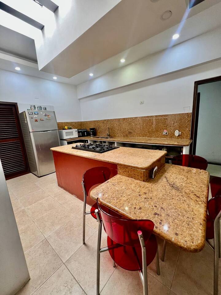 ELBC-325 Casa en Venta En Santa Elena - Imagen 2